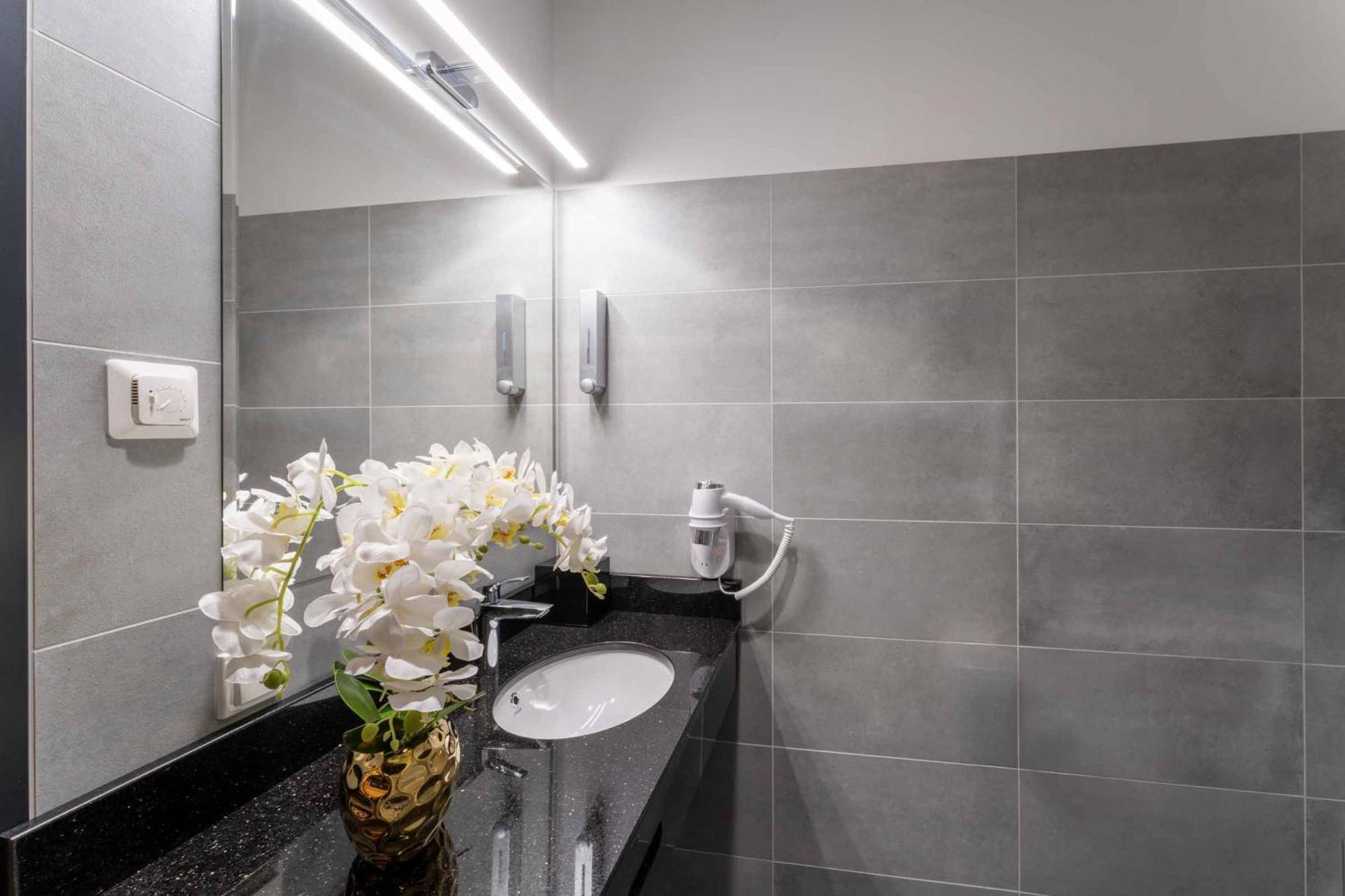 Plaza Residence Винер-Нойштадт Экстерьер фото